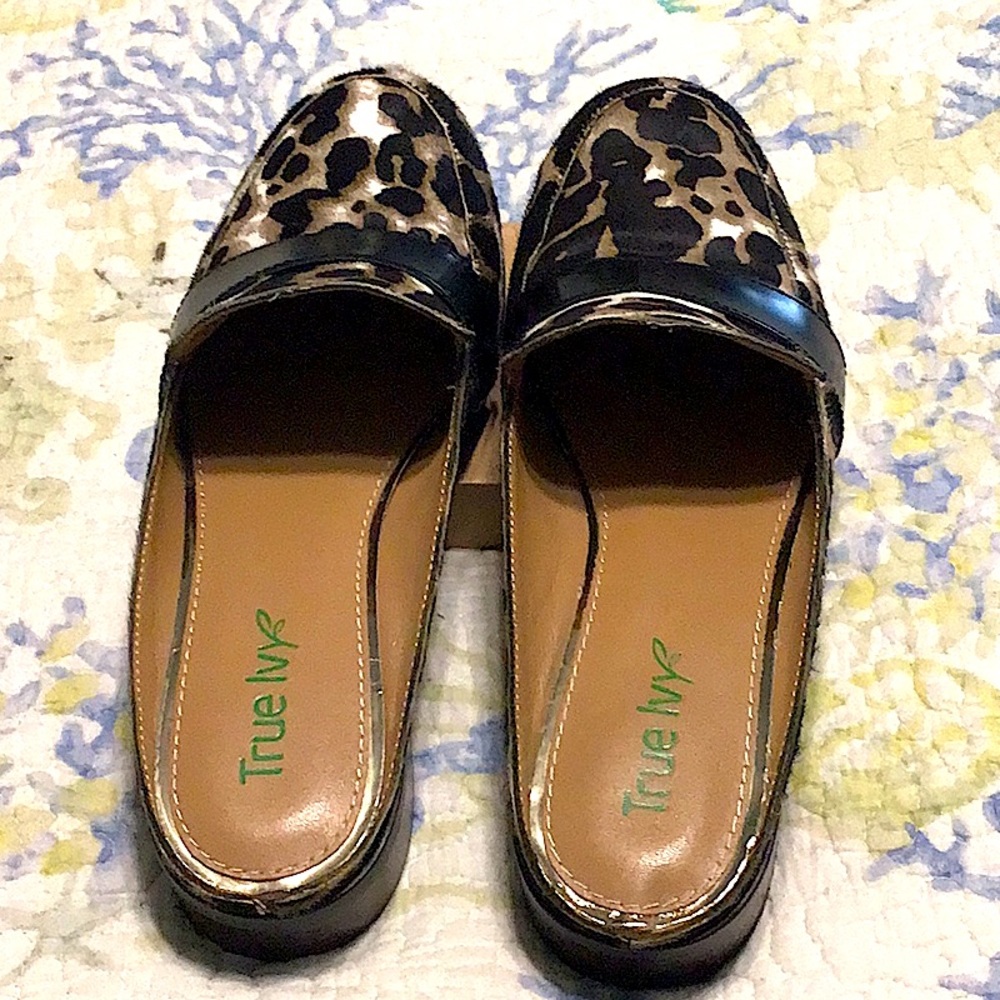 Leopard slip on shoes by True Ivy
